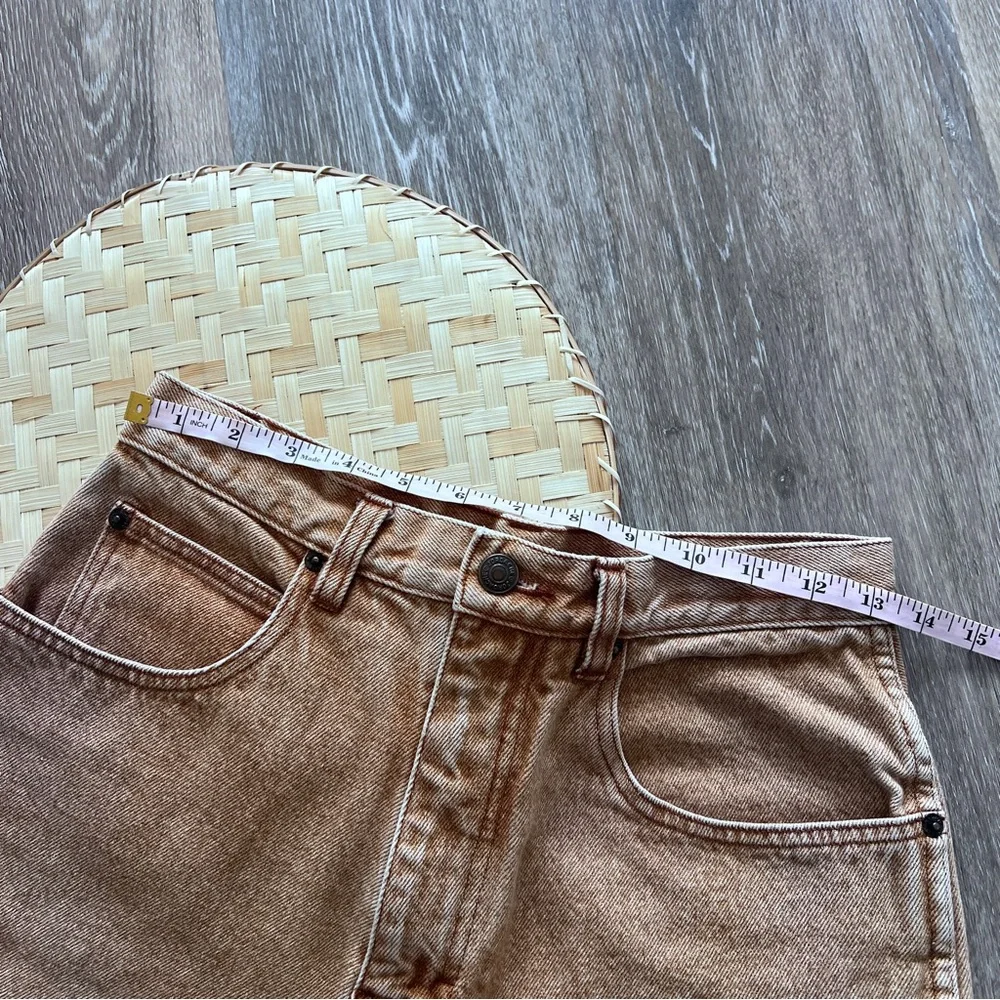 Vintage 90’s jordache rust tan mini denim skirt‎